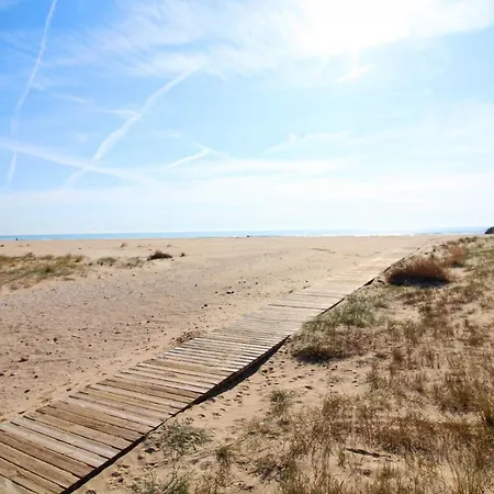 Global Properties, Practico En Cerca De La Playa * Puerto de Sagunto